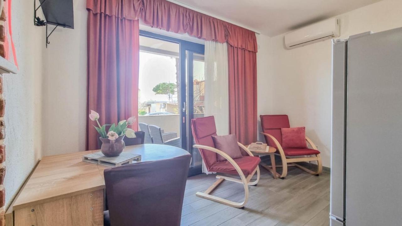 Appartamento Enio Novigrad Istria Esterno foto